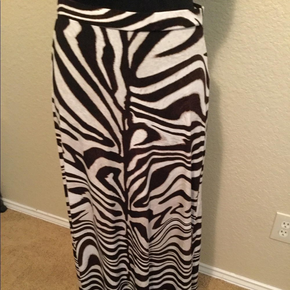 Long brown and white skirt